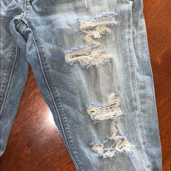 American Eagle Tomboy Jeans - Picture 4 of 6